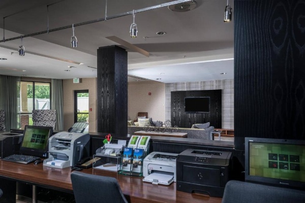 Courtyard by Marriott Bangor image 13