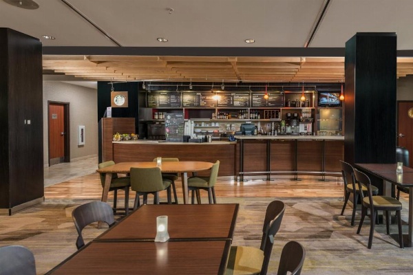 Courtyard by Marriott Bangor image 16